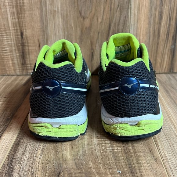 Mizuno Wave Enigma 5 Mens Running Shoes Black Yellow White Cushioned EUC Size 9 - Picture 5 of 7